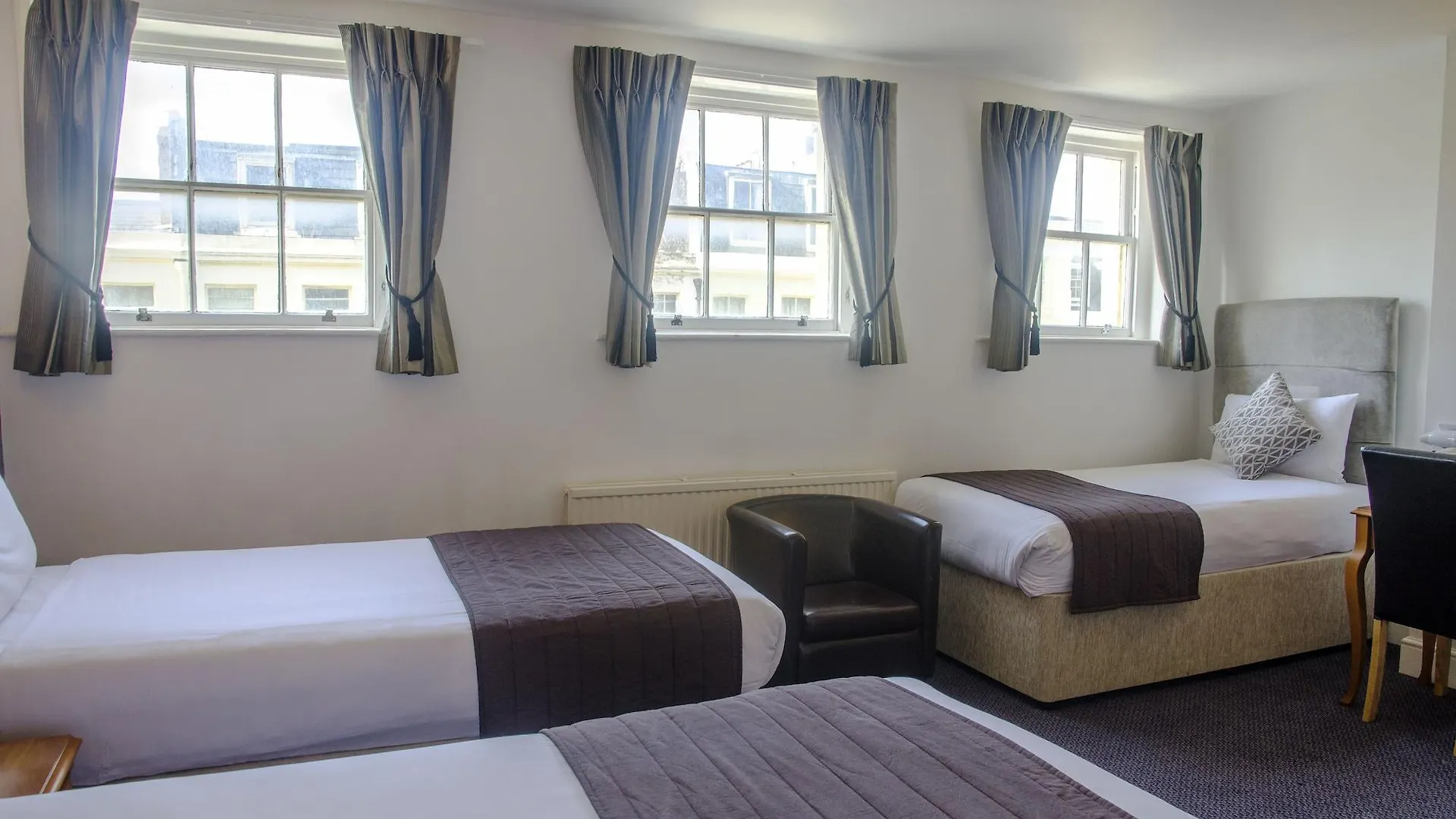 Kings Hotel Hove 3*,